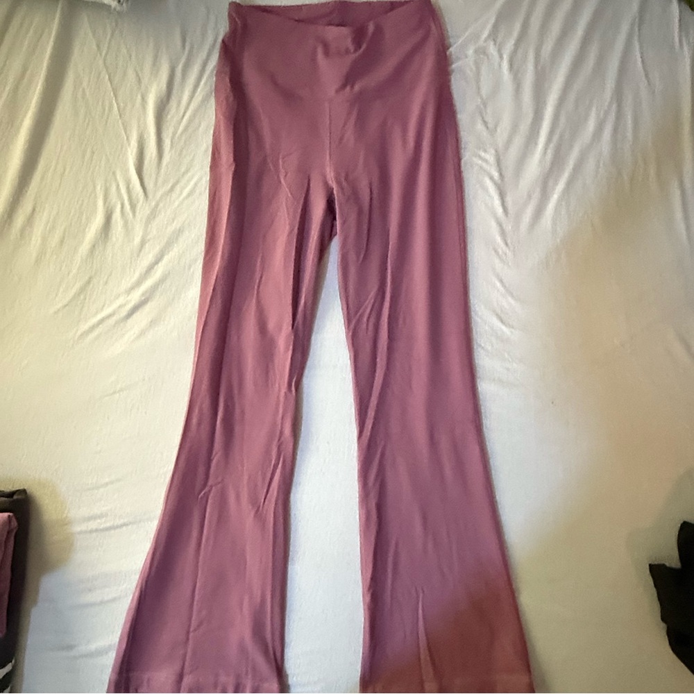 Lululemon groove pant super high rise nulu size 6
